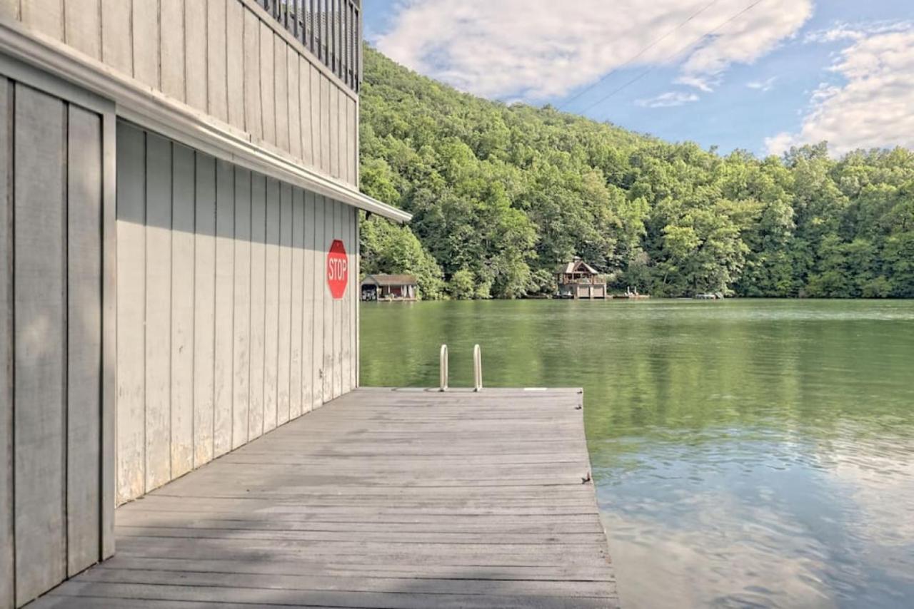 Hannahs Perch On Lake Burton With Private Top Patio And Bottom Dock Clayton Exterior photo