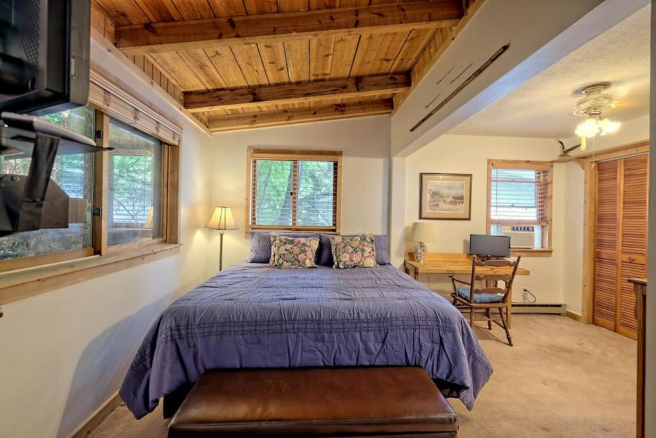 Hannahs Perch On Lake Burton With Private Top Patio And Bottom Dock Clayton Exterior photo